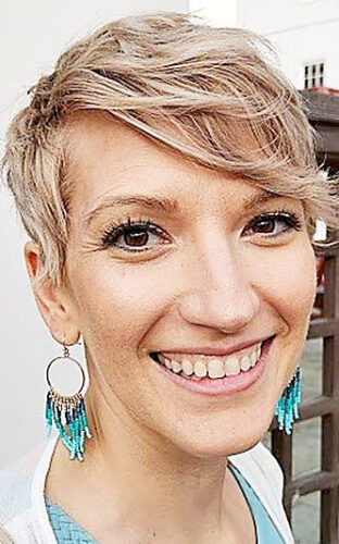 Andrea Lynn Barton